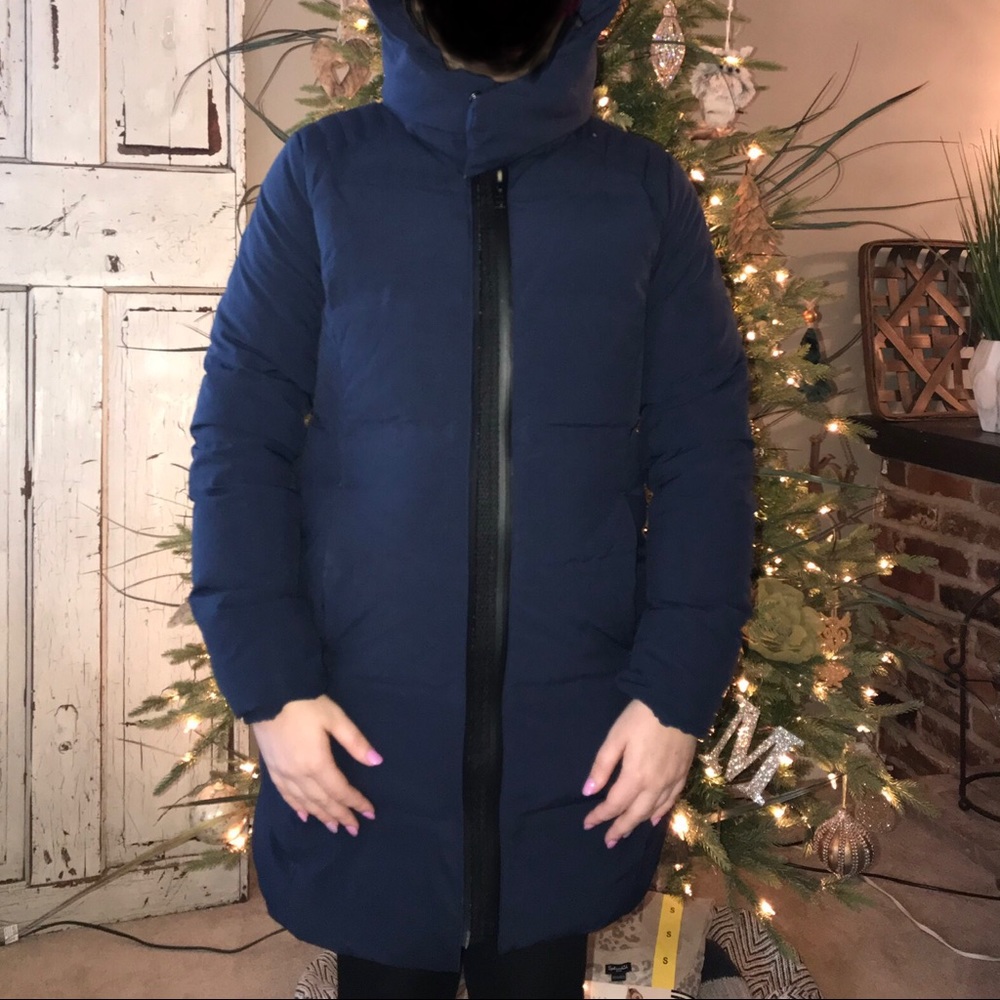 Orobos Navy Blue Down Coat Small